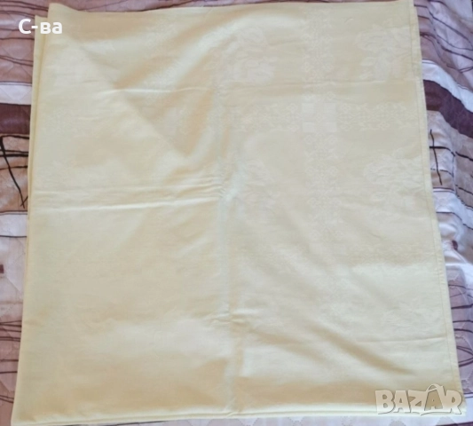 Покривка за маса - неизползвана