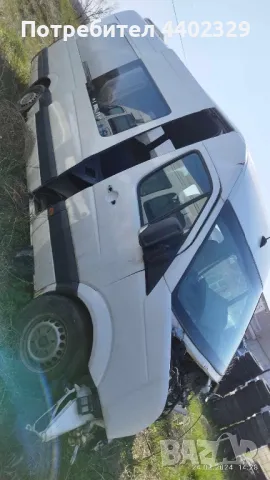 На Части VW Crafter 2010 г , снимка 4 - Бусове и автобуси - 49321196