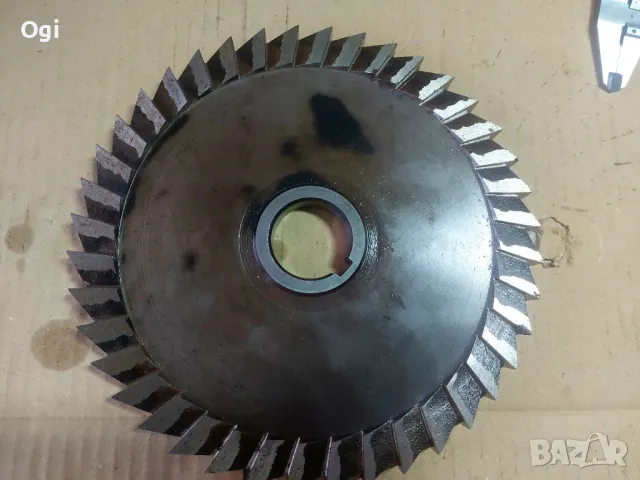 Фреза тристранна 300мм H Форма 