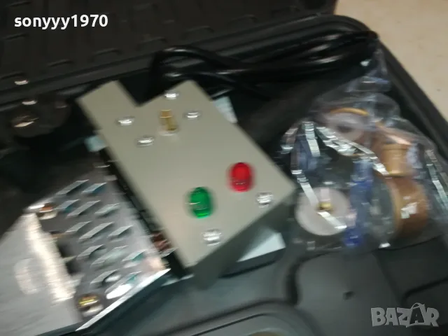 КУФАР С ЛЕПАЧКА ЗА ТРЪБИ-3 ГЛАВИ 2703251610, снимка 3 - Куфари с инструменти - 49664120