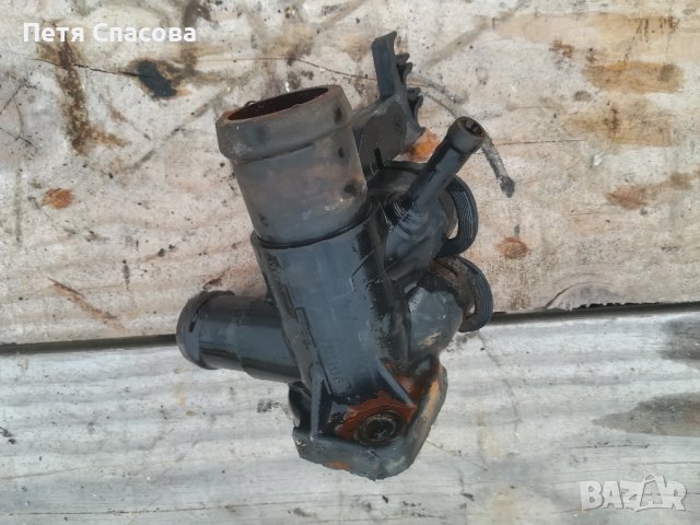 Vw Passat Wagon B3 2.0 1992 Част от охладителната система, Фланец