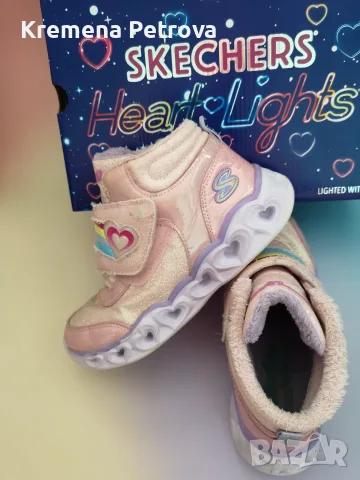 Сникърси Skechers Heart Lights Brilliant Rainbow, размер 32- Доставка до СПИДИ АВТОМАТ 2,14€, снимка 5 - Детски боти и ботуши - 55830587