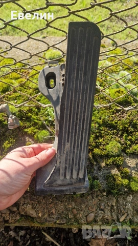 педал за подавате на газ 