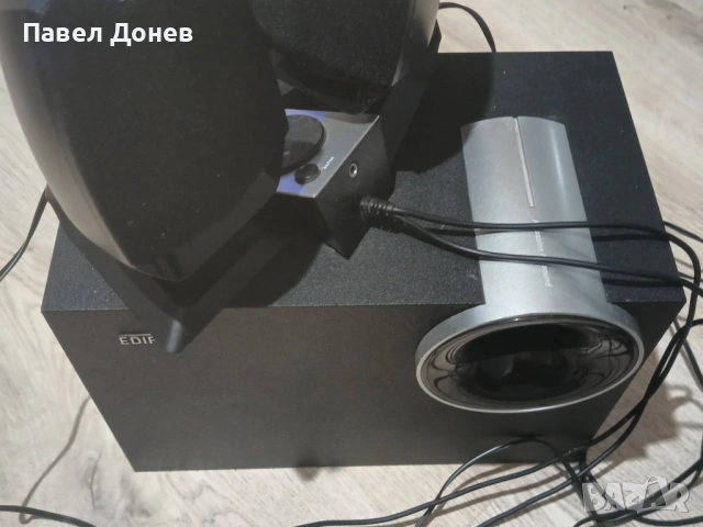 Edifier буфер с две колонки, снимка 2 - Тонколони - 53204908