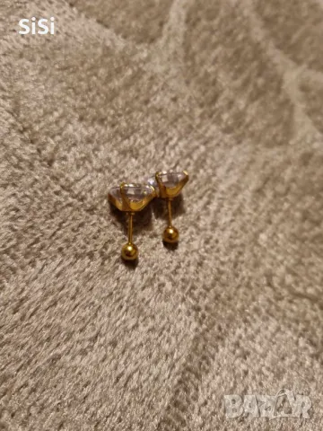 Нови Циркони стомана обеци 1см камък, снимка 2 - Обеци - 47980723