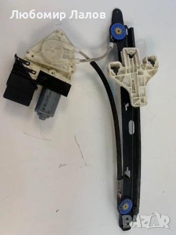Заден ляв стъклоповдигач моторче Seat Altea (04-09)г. 5P0839461, снимка 3 - Части - 50807086
