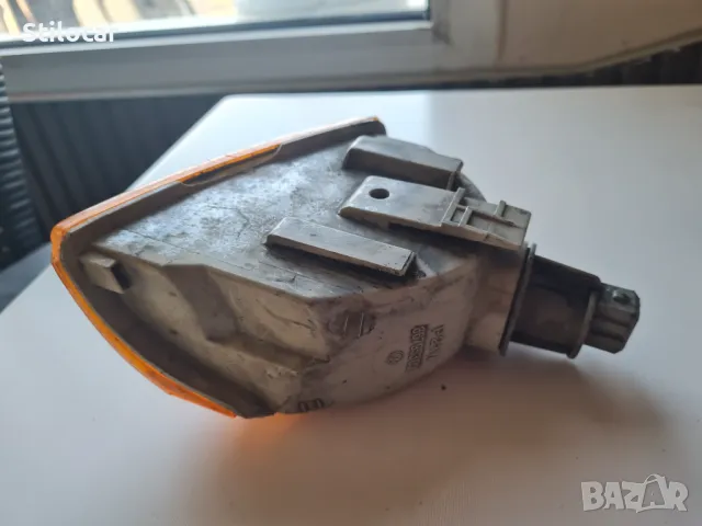 Мигач VW Polo 91-94г десен, снимка 3 - Части - 48403822