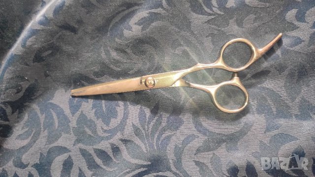 Професионална ножица за подстригване, снимка 3 - Фризьорски принадлежности - 39026834