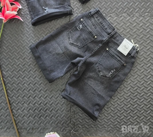 дънкови панталонки , снимка 2 - Къси панталони и бермуди - 51146735