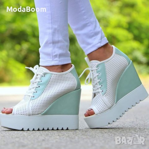 Летни и стилни боти на платформа 