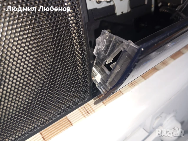 Радиокасетофон Hitachi, снимка 4 - Радиокасетофони, транзистори - 51228739