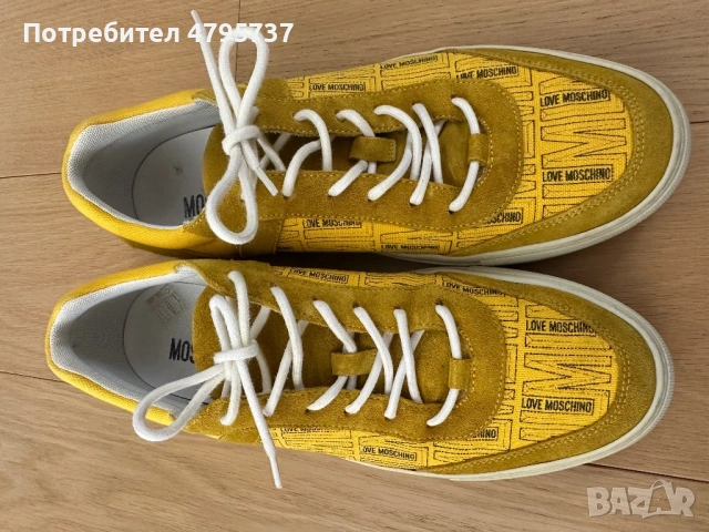 Love Moschino 42 номер, снимка 3 - Кецове - 54193854