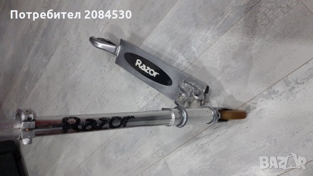 Тротинетка,скутер RAZOR, снимка 5 - Скутери и тротинетки - 34912454
