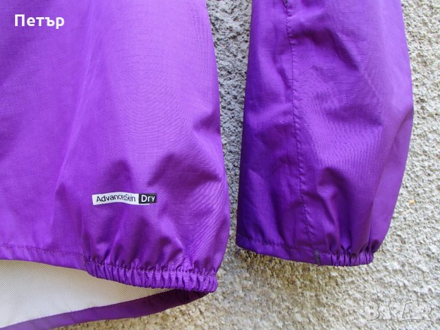 Продавам ново дамско много леко водоустойчиво лилаво яке Salomon, снимка 7 - Якета - 29184375