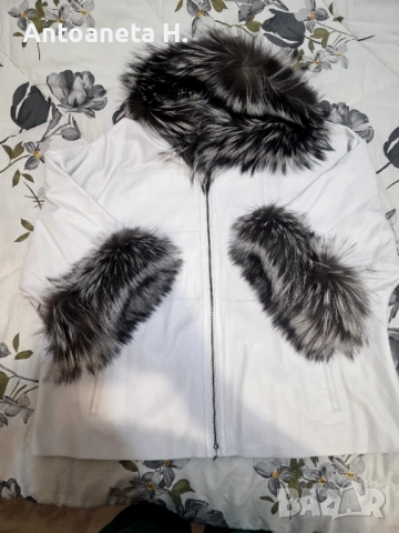 Продавам бяло яке , естествена кожа с гарнитура от сребърна лисицакожа , снимка 4 - Якета - 52426687