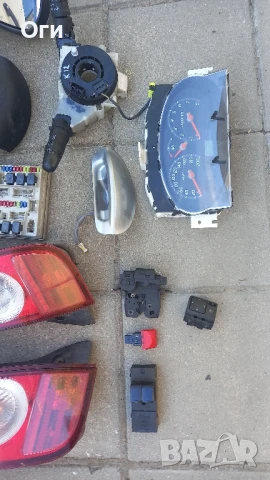 Нисан Микра К12 2005г. на части, снимка 4 - Автомобили и джипове - 51078588