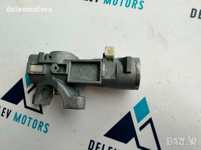 Патрон за палене Bosch от Nissan X-Trail (t32) 1.6 dCi, двигател R9M, ALL MODE 4x4, снимка 8 - Части - 56017808