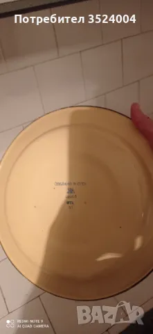 Нова голяма емайлирана чиния  може да се пече в нея 70-80  на миналия век , снимка 3 - Чинии - 48775059