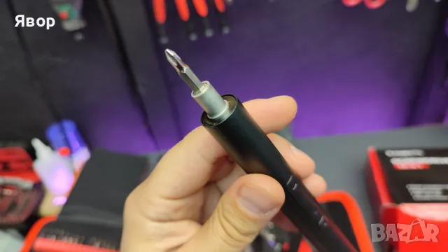 Комплект електрическа отвертка и инструменти за фина механика 