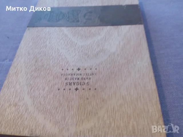 Дървена кутия за 5 пури маркова  дървена, снимка 3 - Други - 55805325
