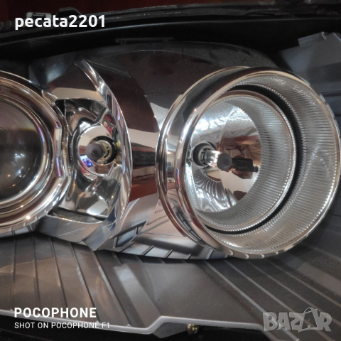 Продавам - оригинален десен ксенонов фар за Ауди А8 Д3 2002-2006 г за части, снимка 4 - Части - 36499529