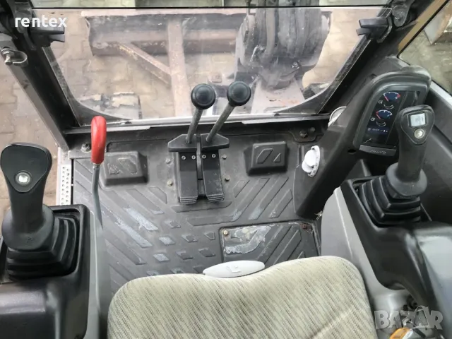 Багер Volvo EC27C, снимка 12 - Индустриална техника - 50388114