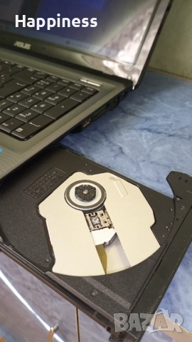 Лаптоп Asus A52F, снимка 3 - Лаптопи за дома - 52229757
