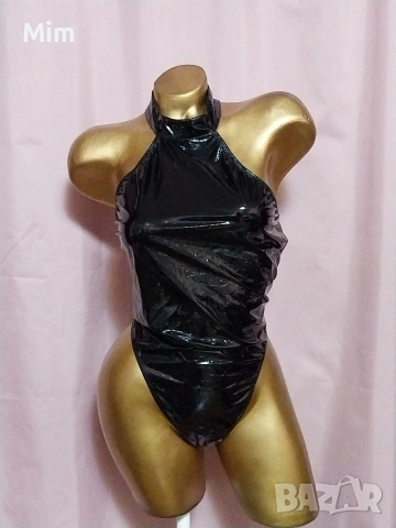 L Черно боди от лак / винил /