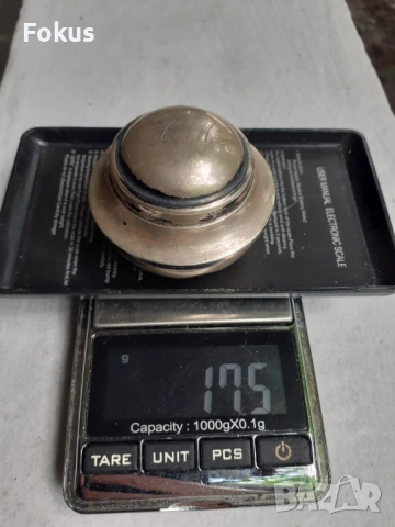 Малка сребърна кутийка предполагам мастилница, снимка 7 - Антикварни и старинни предмети - 53327633