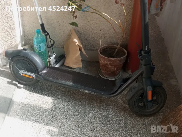 Електрическа тротинетка скутер Ninebot f2 pro , снимка 2 - Скейтборд, ховърборд, уейвборд - 56137720