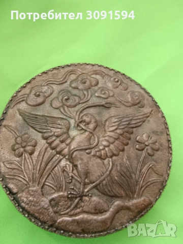 релефна медна посребрена кутия за бижута с огледало възрожденски стил, снимка 2 - Антикварни и старинни предмети - 51482064