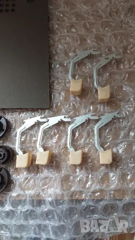 Заден и долен капак, копчета, бутони за лампово радио. , снимка 5 - Други - 49037702