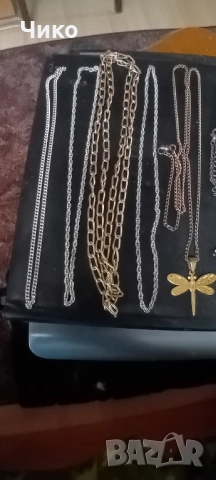 10бр позлатени женски колиета и кутия за бижута, снимка 8 - Антикварни и старинни предмети - 52225854