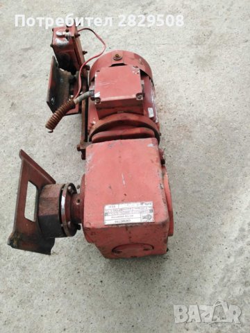 Мотор-редуктор , снимка 2 - Резервни части за машини - 37420976
