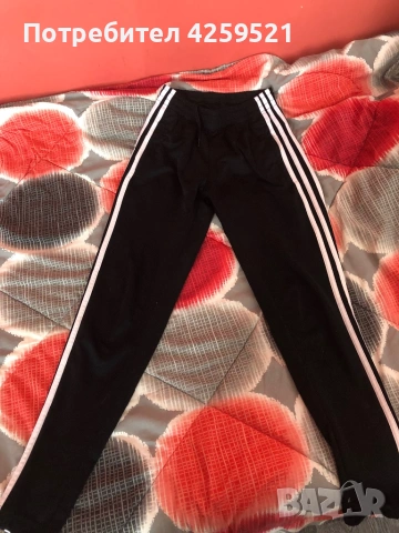 Оргинален анцунг на Адидас, снимка 4 - Спортни екипи - 54279077