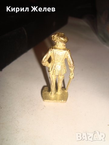 МУСКЕТАР СТАРО БРОНЗОВО ВОЙНИЧЕ КИНДЕР РЯДКО 19218, снимка 8 - Колекции - 31358824