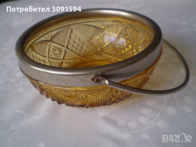 Винтидж Кристална бонбониера Арт деко метал оригинално стъкло цвят карамел, снимка 7 - Други ценни предмети - 38457517