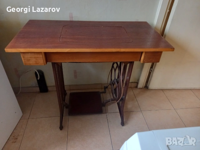 Немска крачна шевна машина TEXTIMA , снимка 3 - Шевни машини - 53904114