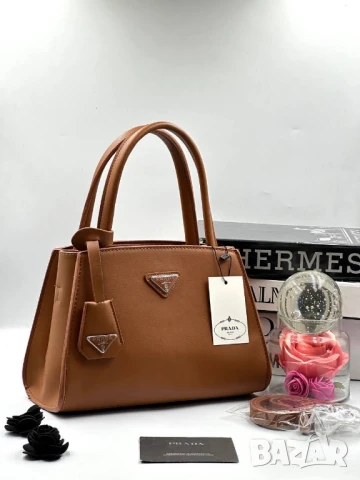 чанти prada , снимка 6 - Чанти - 51008619