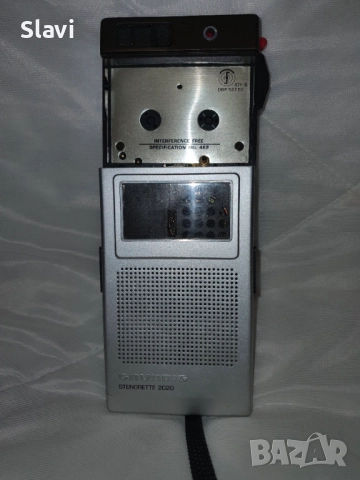 диктофон GRUNDIG stenorette 2020, снимка 2 - Радиокасетофони, транзистори - 51525465