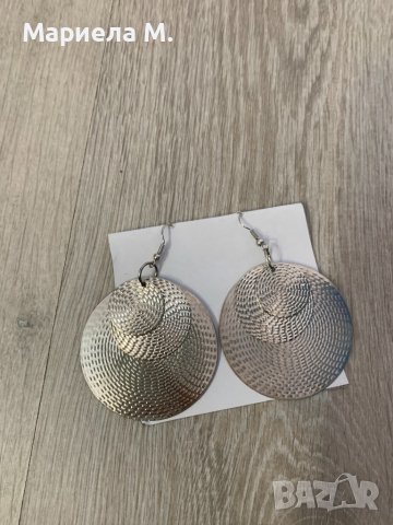 Метални обеци