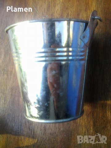 Метална малка кофичка от Холандия