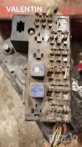 кутия за предпазители за BMW e21