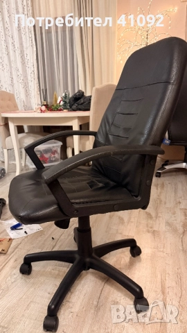 Офис стол кожен , снимка 2 - Столове за офис - 52829137