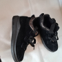 Черни кецове №39(между №38 и 39), изкуствен велур, снимка 1 - Дамски ежедневни обувки - 44682620