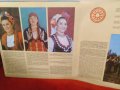 35 години Държавен ансамбъл за народни песни и танци "Филип Кутев"ВНА 11871/2, снимка 3