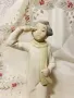 порцеланова статуетка , снимка 5
