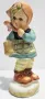 Статуетка на момиче в стил Hummel., снимка 1