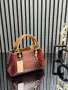 Michael Kors Дамска Чанта Майкъл Корс - Различни Цветове Код SEM-498, снимка 5