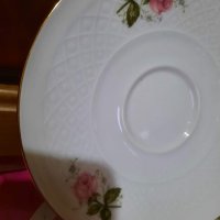 Подложни чинийки-големи,с рози+бароков релеф-8бр.Маркирани. Внос от Германия., снимка 9 - Чинии - 35605056